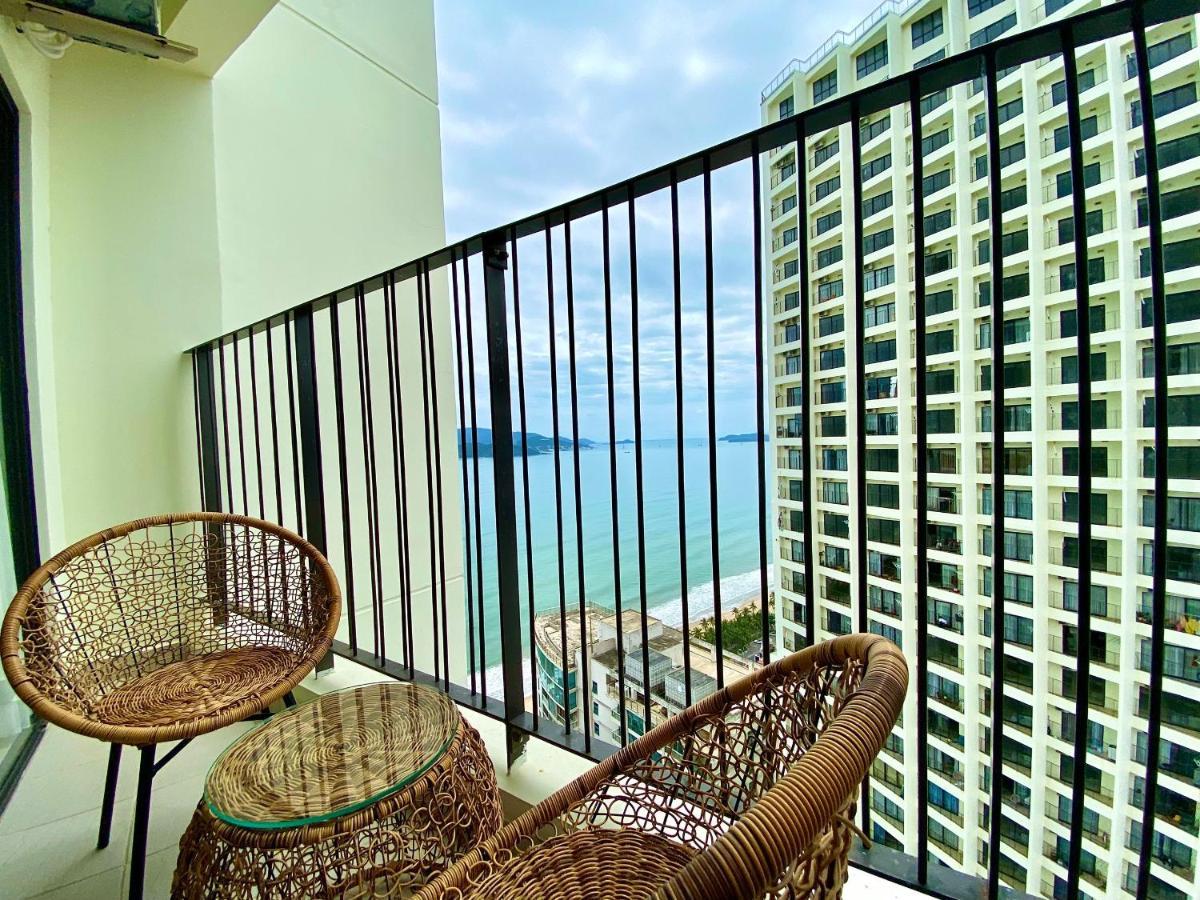 Wise Stay Gold Coast Apartment Nha Trang Exteriör bild