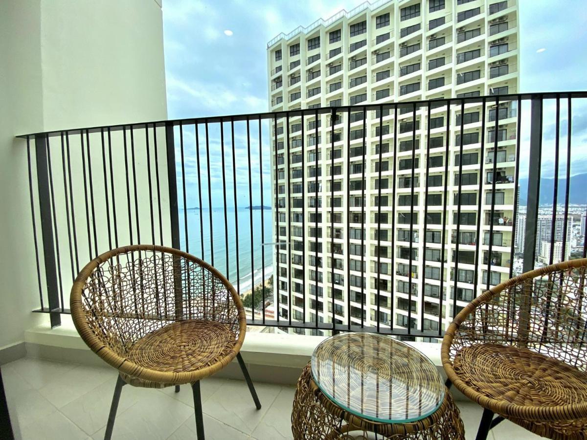 Wise Stay Gold Coast Apartment Nha Trang Exteriör bild