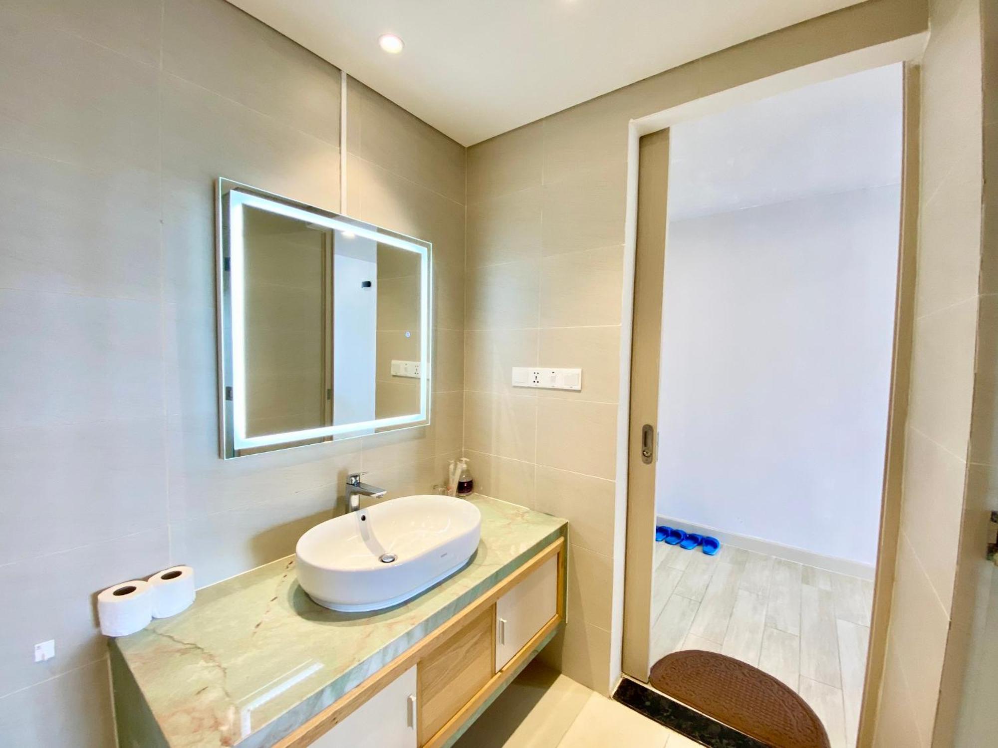 Wise Stay Gold Coast Apartment Nha Trang Rum bild